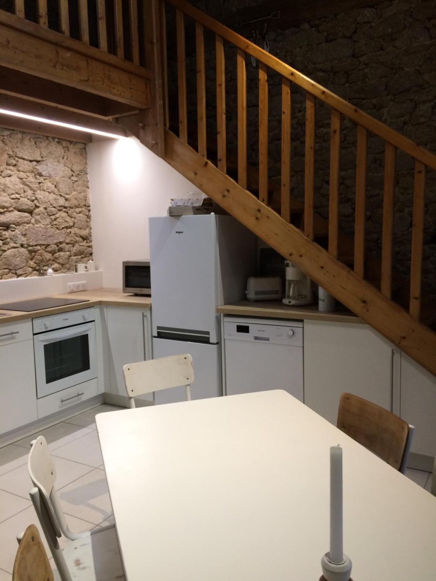 Le Petit Monty Gite Cote Jardin Saint-Malo-du-Bois Экстерьер фото